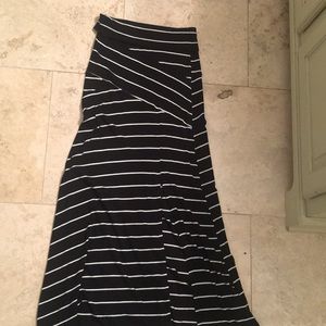 Anthropologie Bordeaux size sm stripe maxi